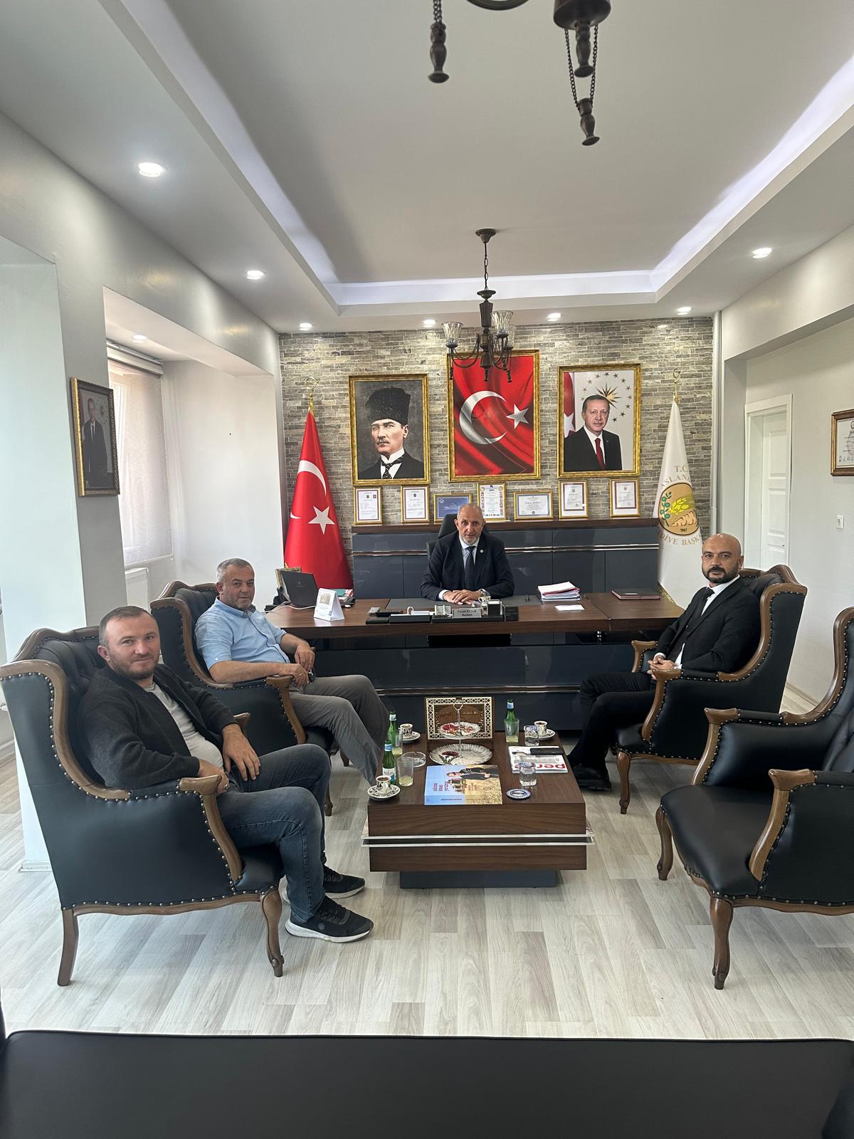 Başkan Makamında Ziyaretler