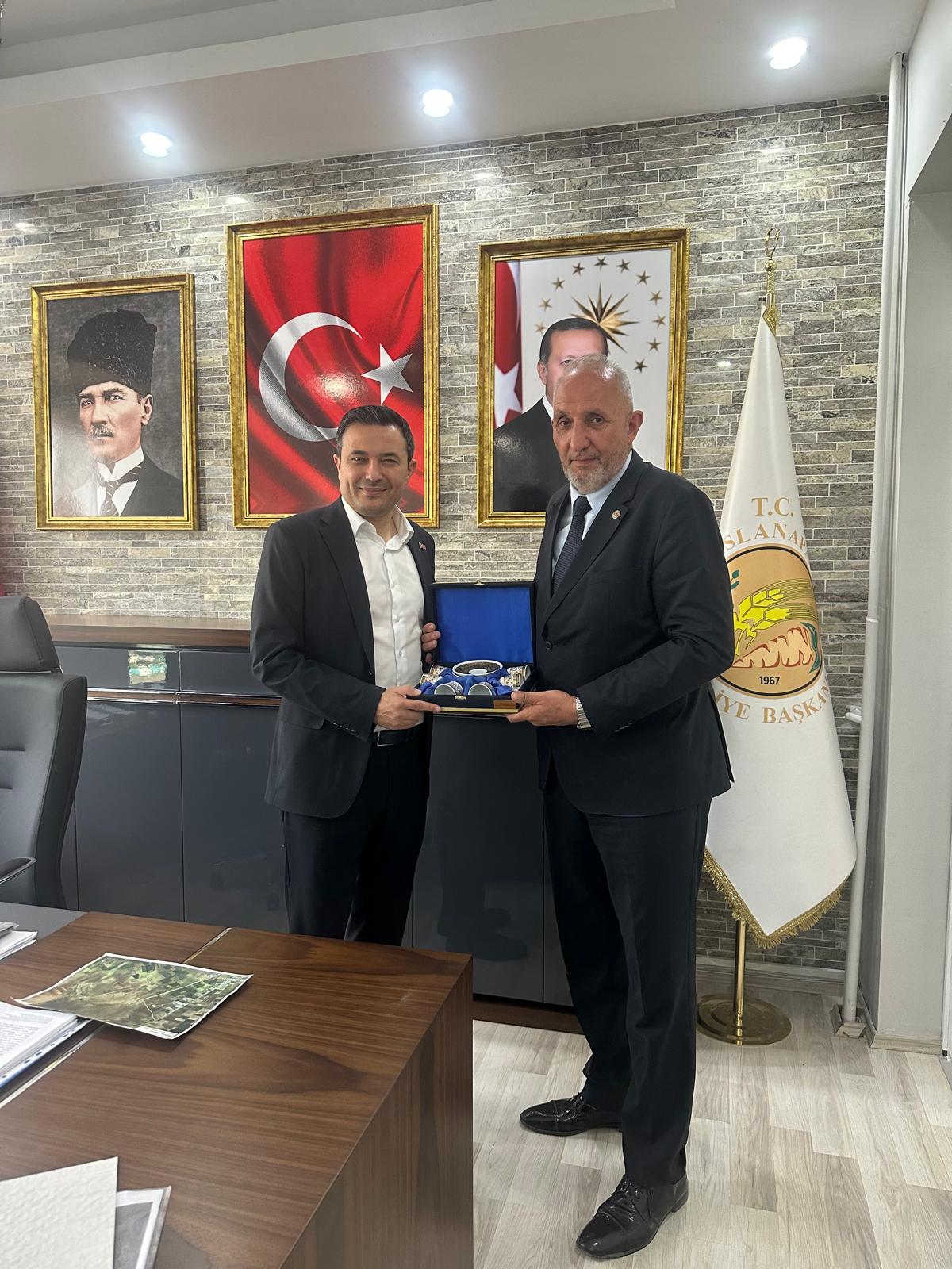 Başkan Makamında Ziyaretler